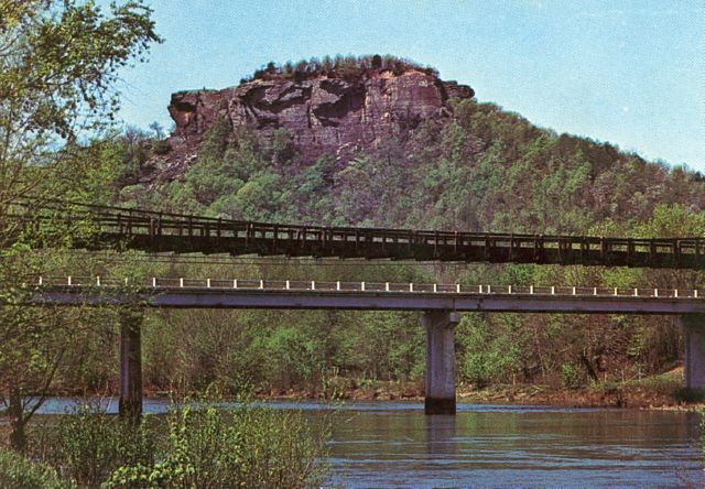 Sugar Loaf Mountain overlooks Winkley-Swinging Bridge-